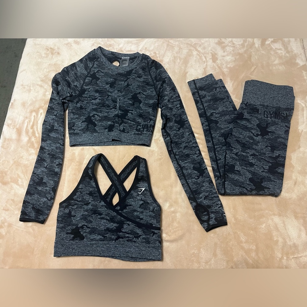 Gymshark Camo Seamless Set - Size Medium